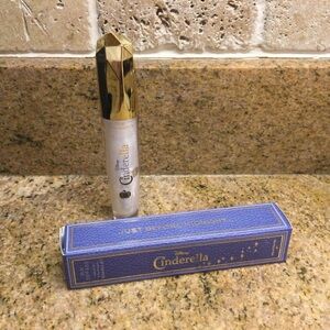 New I Heart Revolution Cinderella Lip Topper